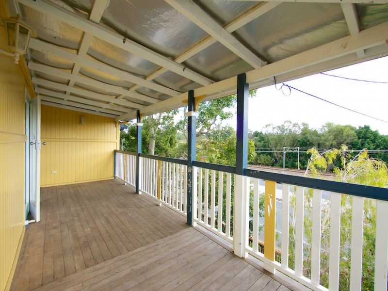 67 Brisbane Rd, Bundamba QLD 4304