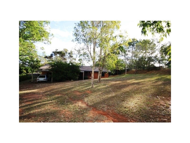 84 Taree Rd, Vernor QLD 4306