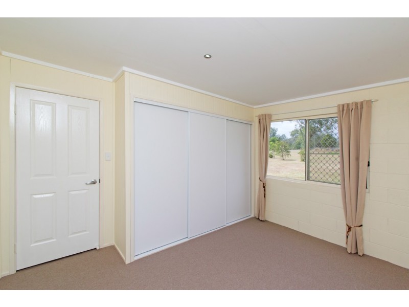 3 Janet Cl, Fernvale QLD 4306