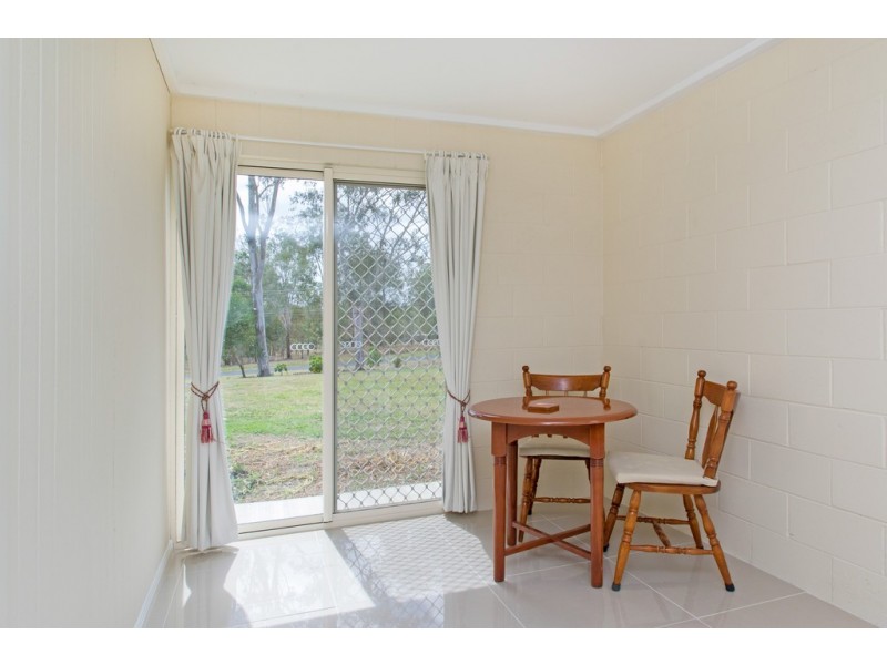 3 Janet Cl, Fernvale QLD 4306