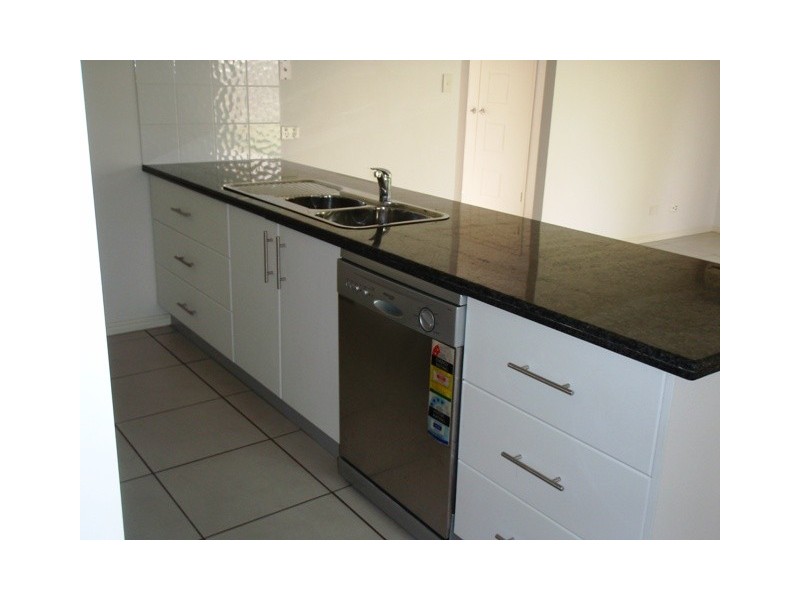 3 Nuala, Yamanto QLD 4305