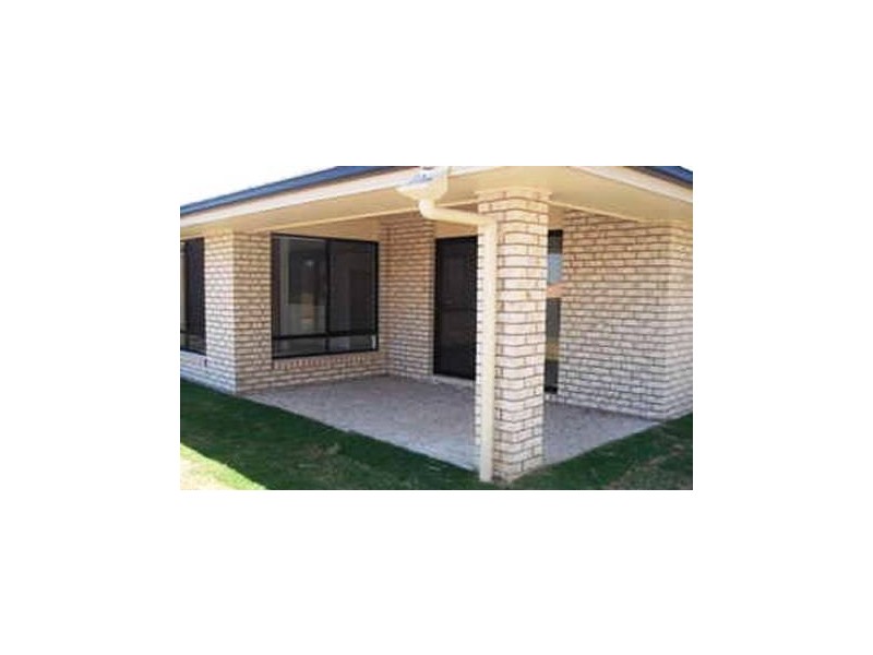 3 Nuala, Yamanto QLD 4305