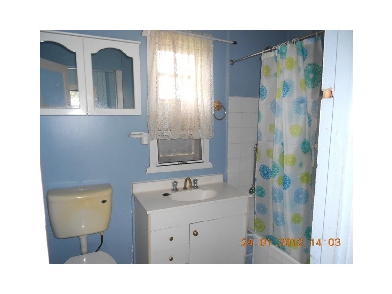 7 Patrick St, Lowood QLD 4311