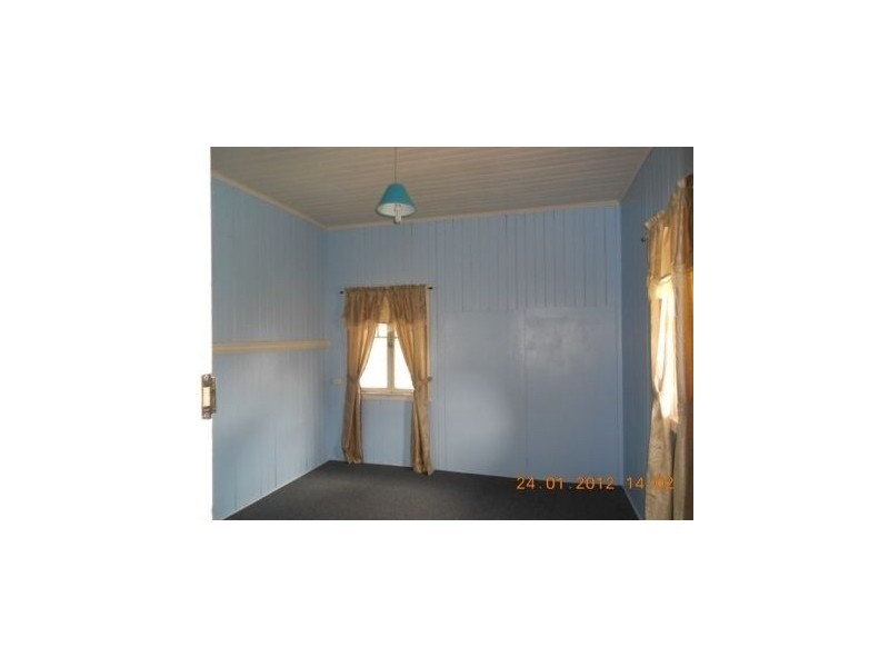 7 Patrick St, Lowood QLD 4311