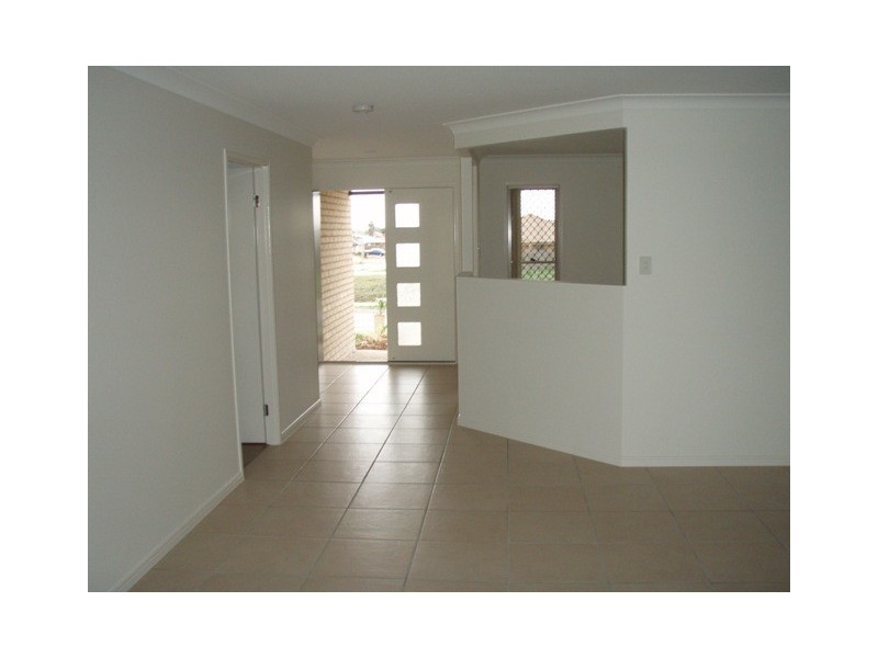 22 Wattle St, Raceview QLD 4305