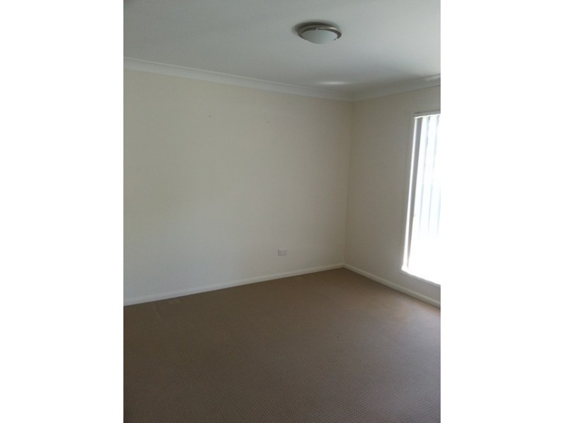 216 Wildey St, Flinders View QLD 4305