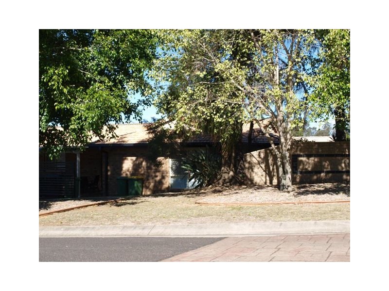 216 Wildey St, Flinders View QLD 4305