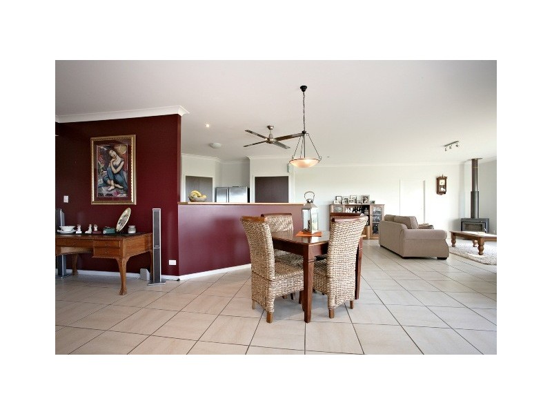 25 MAMAKU STREET, Fernvale QLD 4306