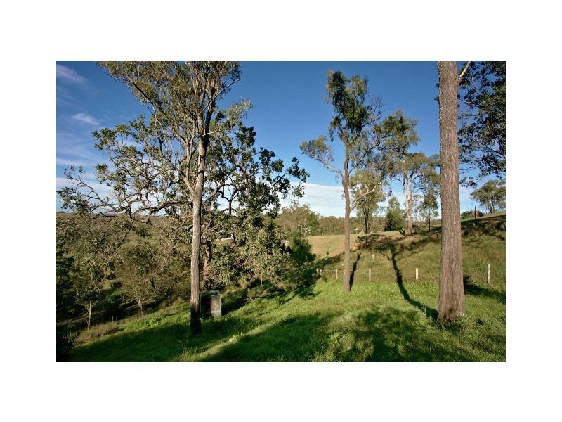 25 MAMAKU STREET, Fernvale QLD 4306