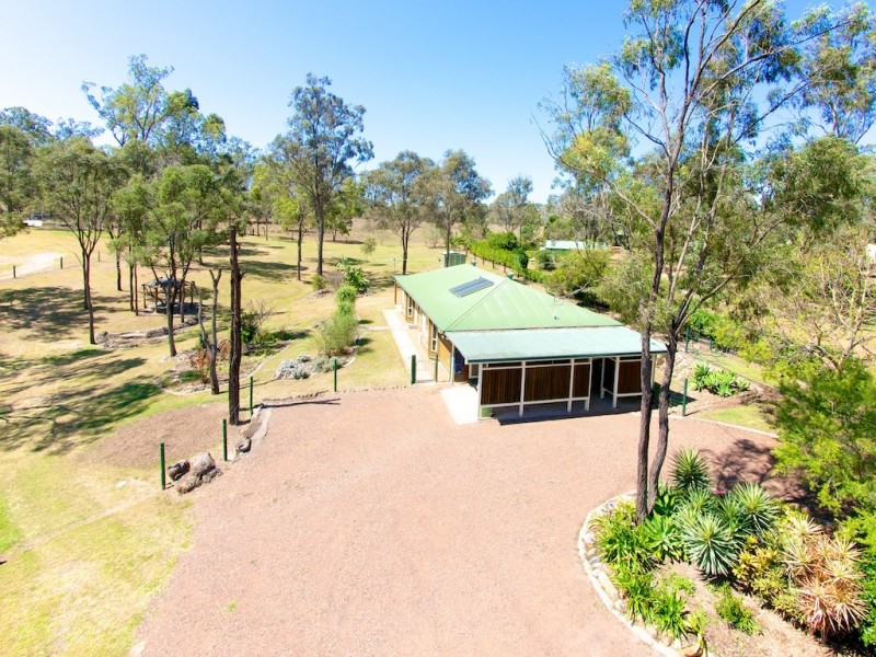 7 Crows Ash Crt, Lowood QLD 4311