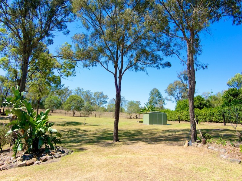 7 Crows Ash Crt, Lowood QLD 4311