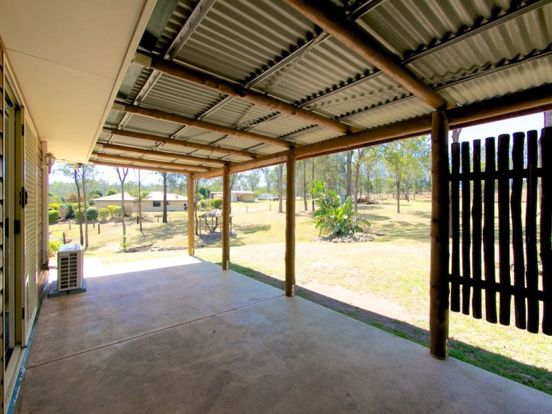 7 Crows Ash Crt, Lowood QLD 4311