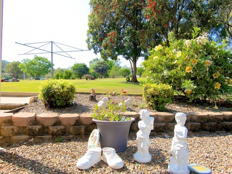 38 CARRALLUMA CRESCENT, Fernvale QLD 4306