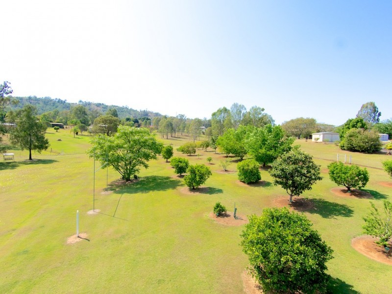 38 CARRALLUMA CRESCENT, Fernvale QLD 4306