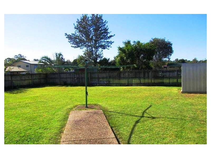 3 Diane Court, North Booval QLD 4304