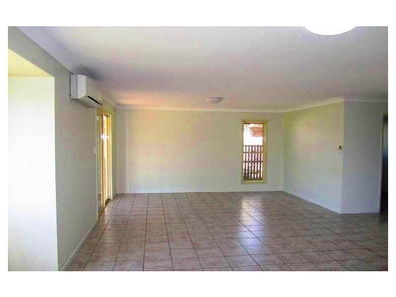 3 Diane Court, North Booval QLD 4304