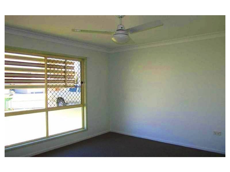 3 Diane Court, North Booval QLD 4304