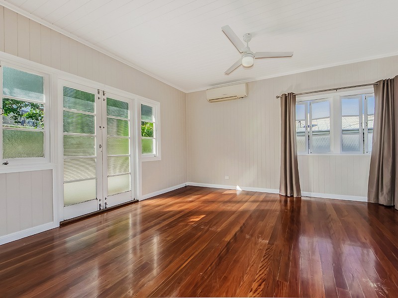 57 Stephenson Street, Coalfalls QLD 4305