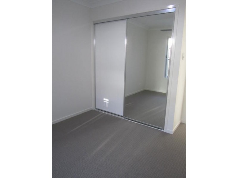 43 Valentine Crescent, Augustine Heights QLD 4300