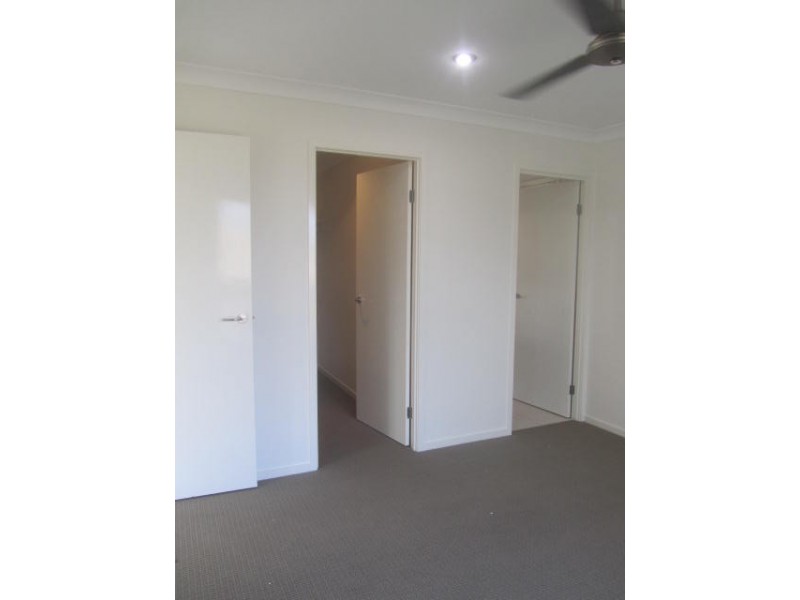 43 Valentine Crescent, Augustine Heights QLD 4300