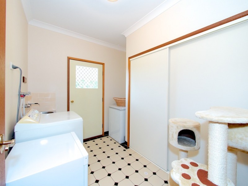 2a Ironbark, Ironbark QLD 4306