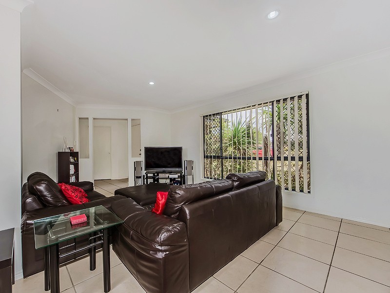 8 Ben Court, Yamanto QLD 4305
