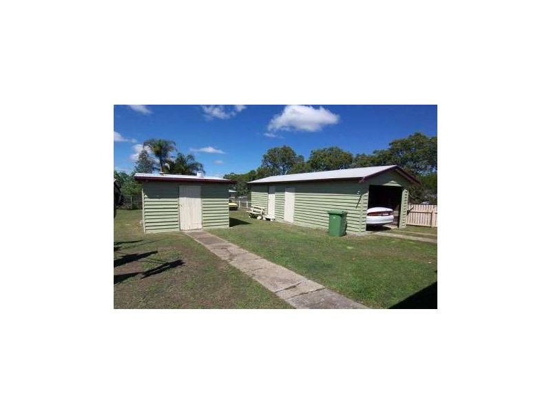 18 Yates St, Rosewood QLD 4340