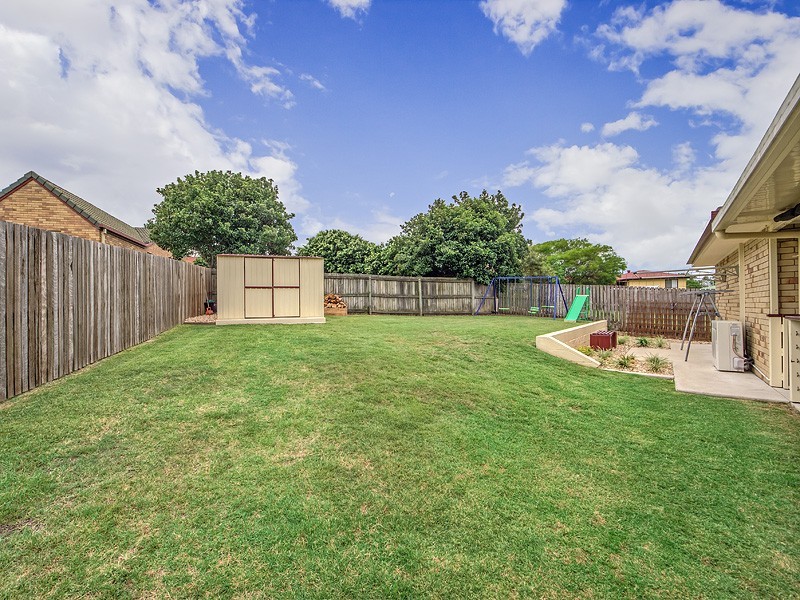 35 Sealy Street, Silkstone QLD 4304