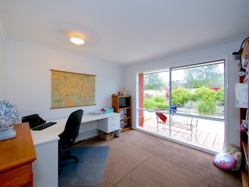 275 George Holt Dr, Mount Crosby QLD 4306