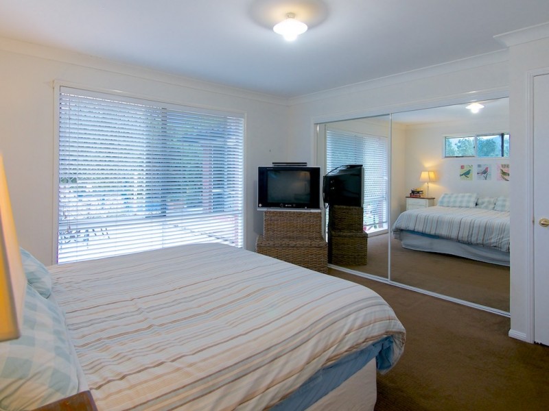 275 George Holt Dr, Mount Crosby QLD 4306