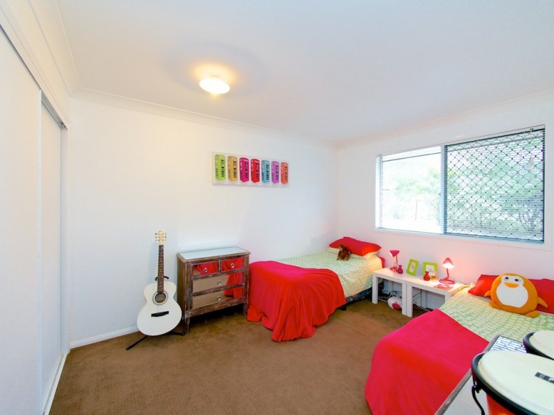 275 George Holt Dr, Mount Crosby QLD 4306