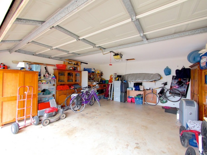 275 George Holt Dr, Mount Crosby QLD 4306