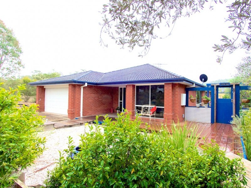 275 George Holt Dr, Mount Crosby QLD 4306