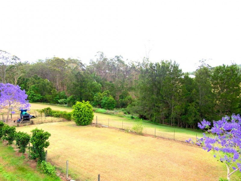 275 George Holt Dr, Mount Crosby QLD 4306