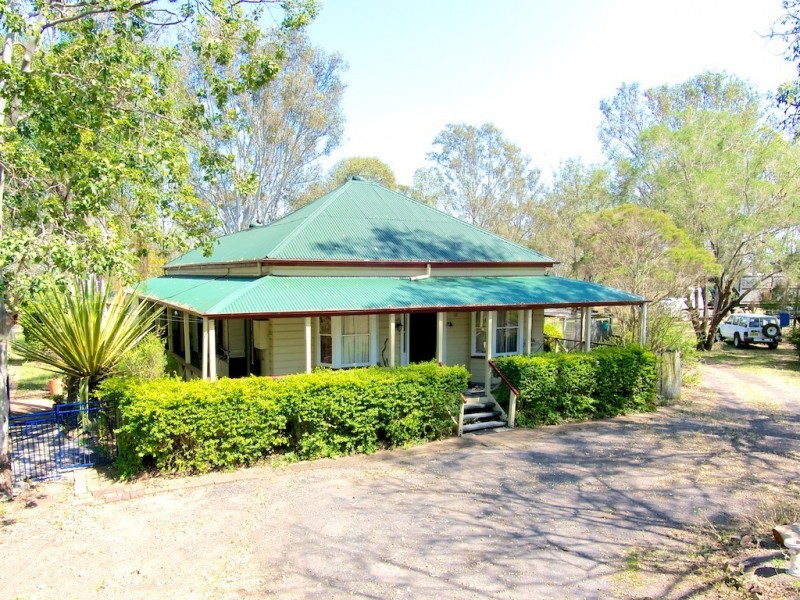 32 Suffield Dr, Yamanto QLD 4305