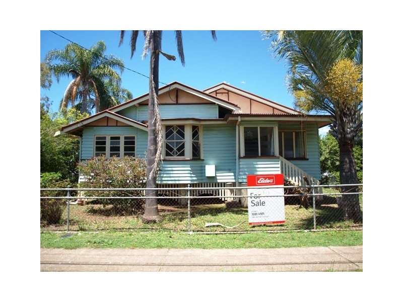 10 Siemons St, One Mile QLD 4305