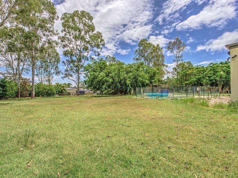 95 President Circuit, Karalee QLD 4306