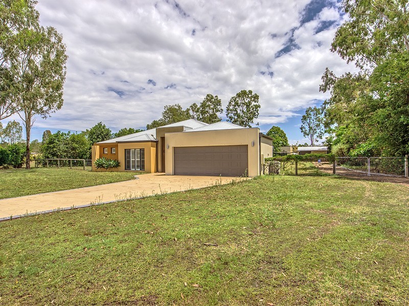 95 President Circuit, Karalee QLD 4306