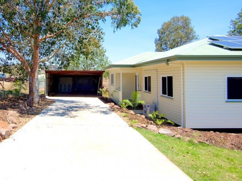 76 Prospect St, Lowood QLD 4311