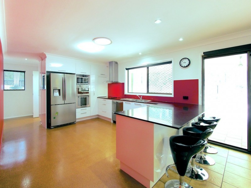 25 Henry St, Brassall QLD 4305