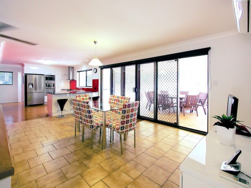 25 Henry St, Brassall QLD 4305