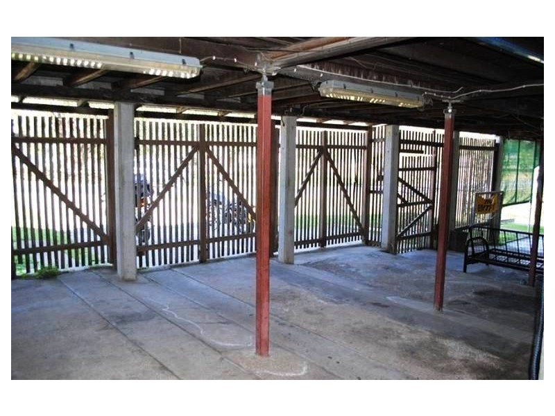 10 Smith St, North Ipswich QLD 4305