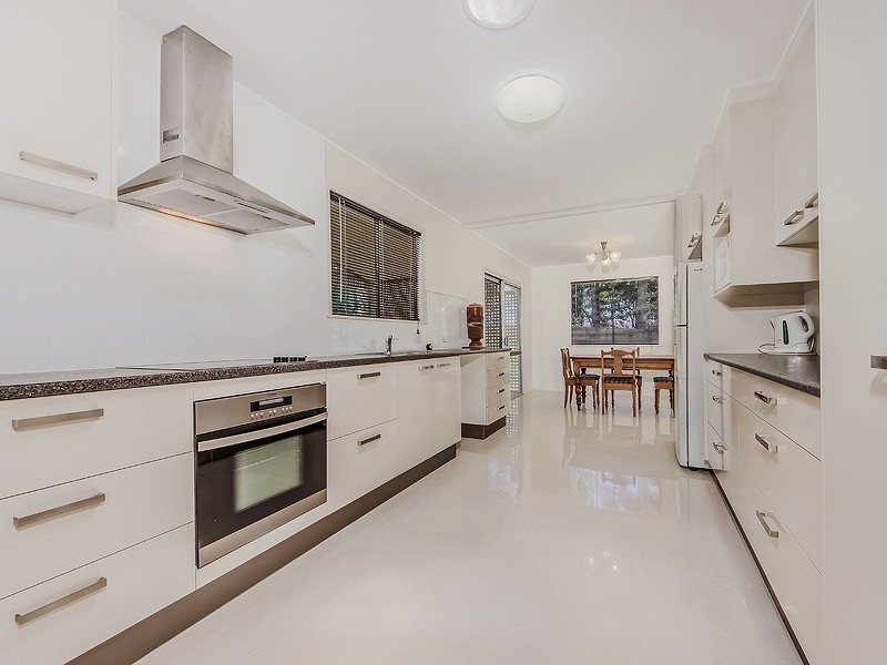 127 Edmond St, Marburg QLD 4346