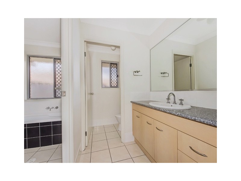 31 Katrina Way, Raceview QLD 4305