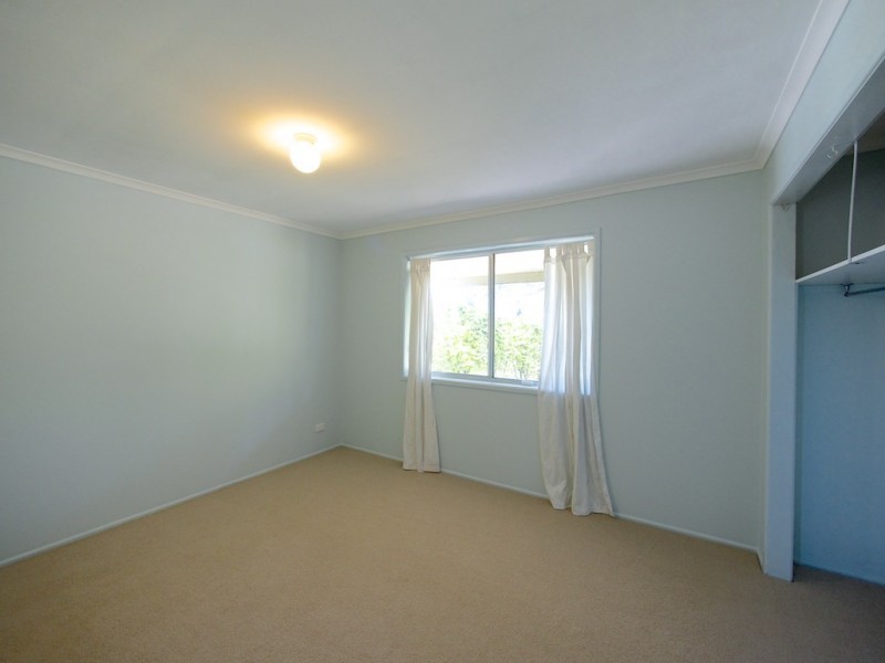 5 Border Crt, Brassall QLD 4305