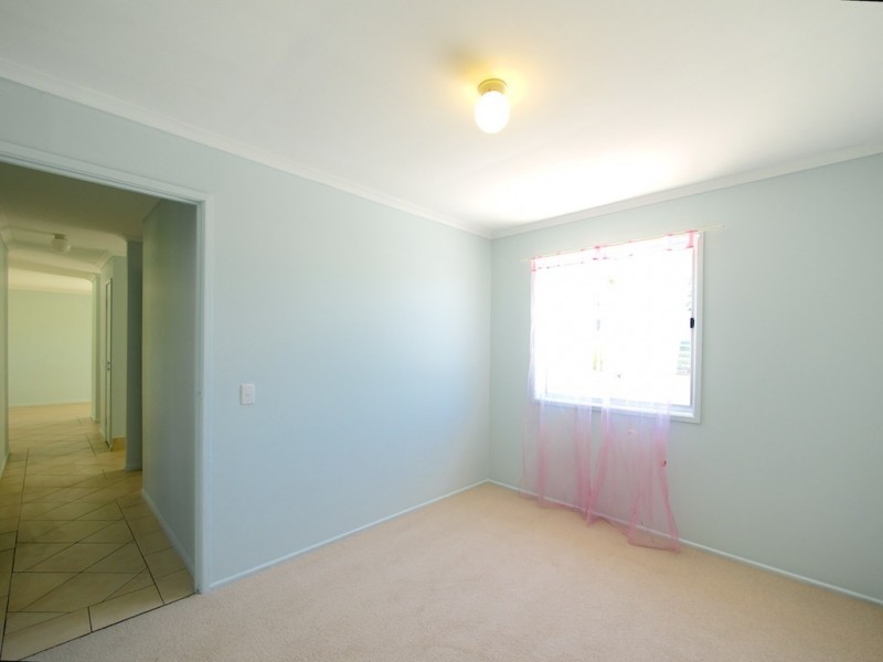 5 Border Crt, Brassall QLD 4305