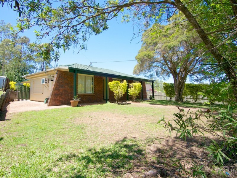 5 Border Crt, Brassall QLD 4305