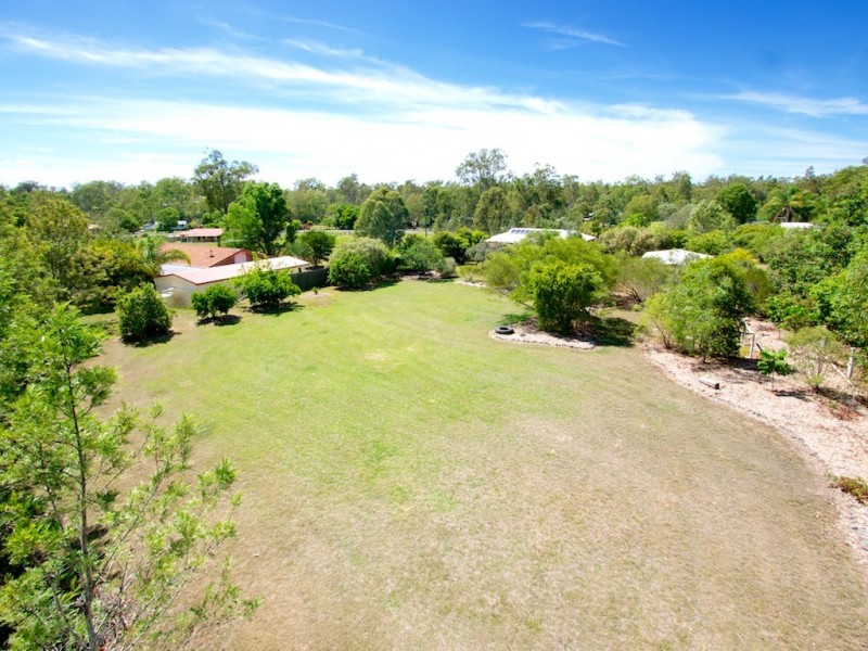 9 Eileen Crt, Kensington Grove QLD 4341