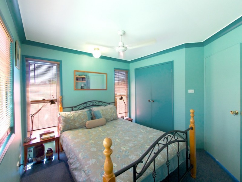 9 Eileen Crt, Kensington Grove QLD 4341