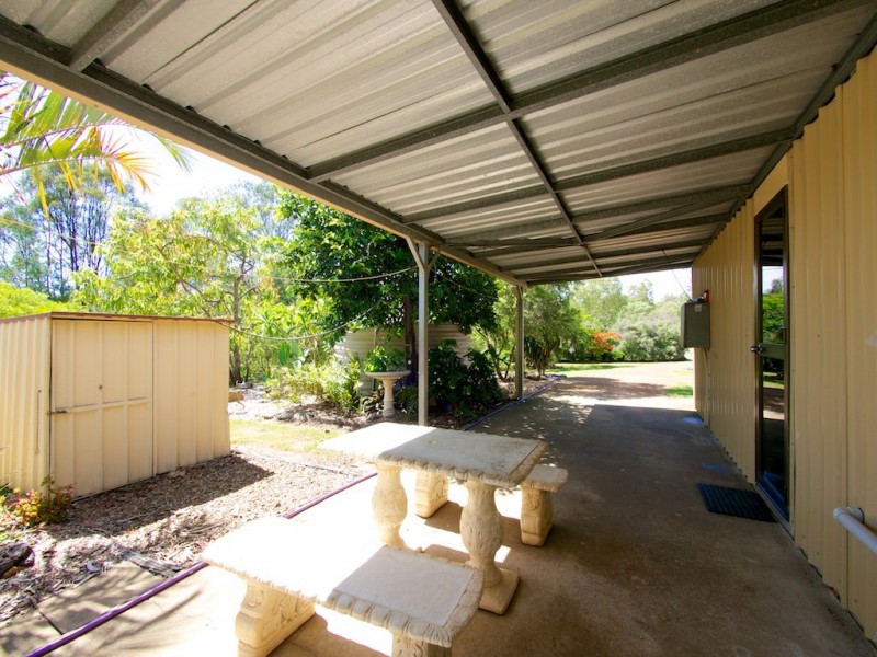 9 Eileen Crt, Kensington Grove QLD 4341